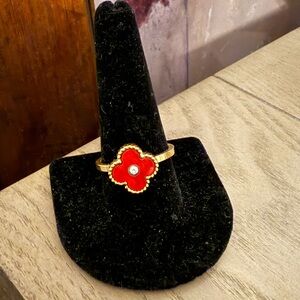 Elegant Red and Gold Clover Stainless Steel Ring